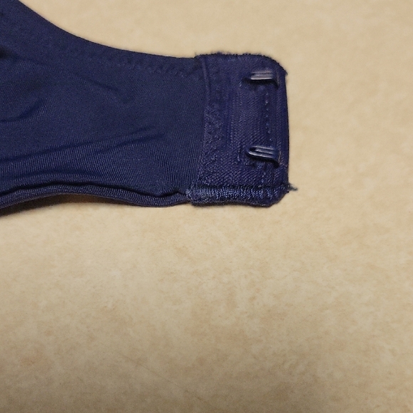 Victoria's Secret Blue and Gold Full-Coverage Bra - Picture 13 of 16